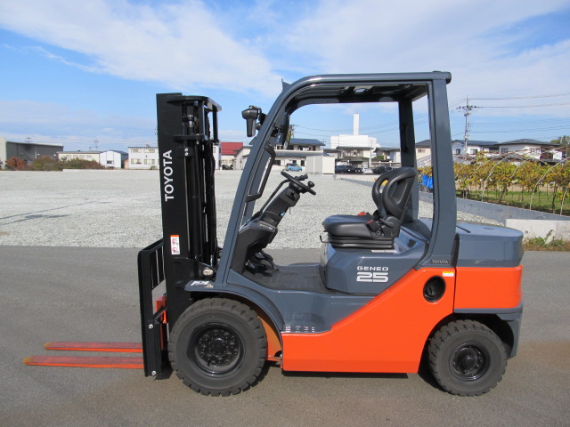 ディーゼル　2.5ｔ